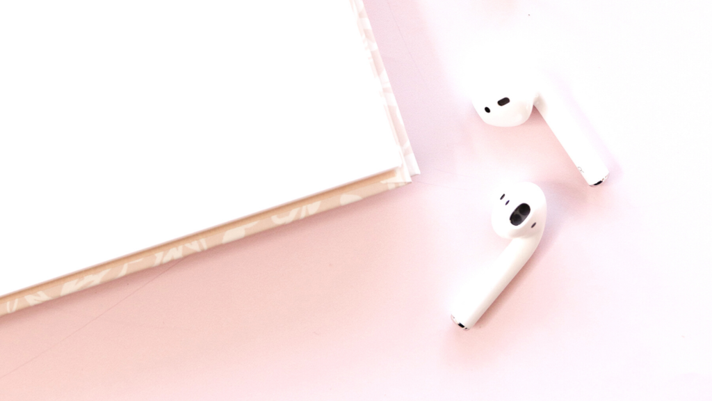 Let's take a spin on the traditional “top episodes of the year” by looking at a few favorite EdTech tips from Easy EdTech Podcast guests.